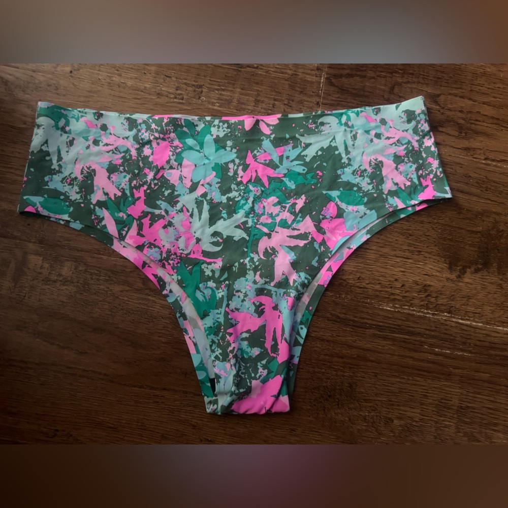 Cheekboss XL cheeky panties NEW